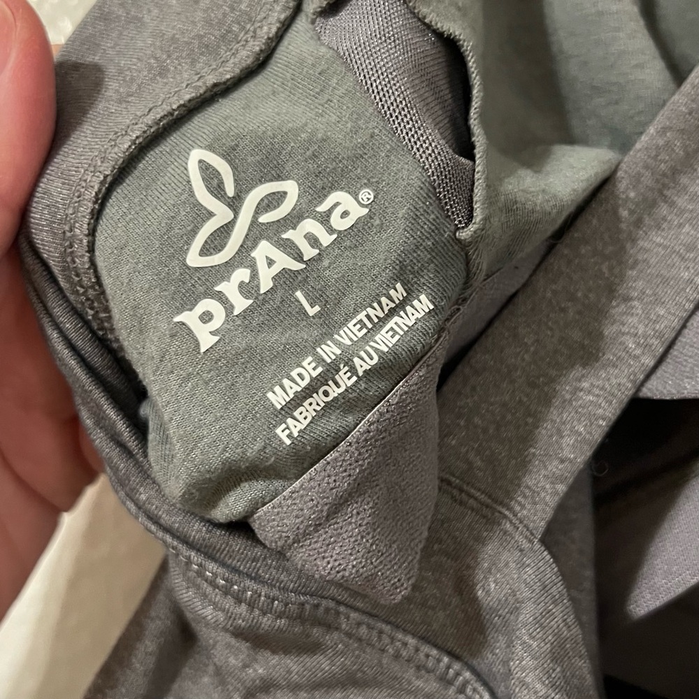 prAna Quinn Chakara Heather Grey Yoga Top - Picture 6 of 8